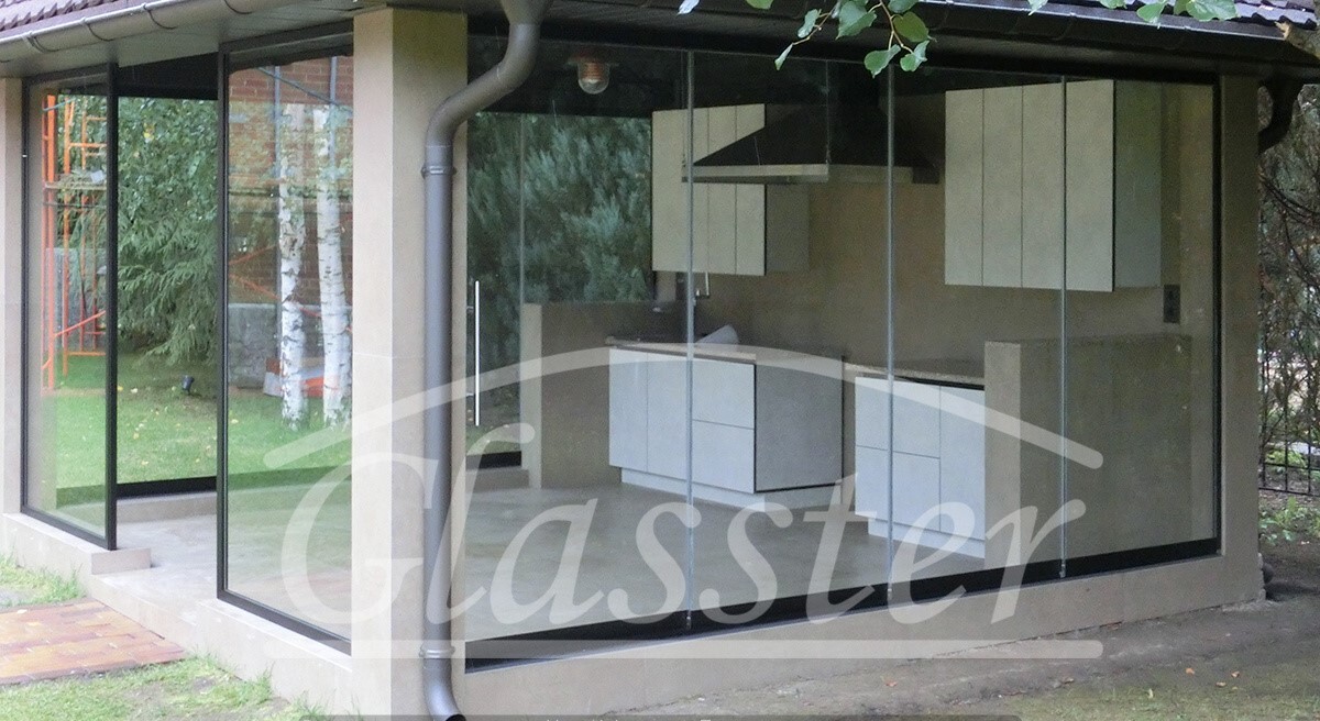 Glasster - российское остекление с финскими корнями Гриль-домик с остеклением Glasster