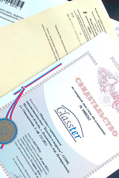 Glasster: торговый знак Glasster - российский бренд безрамного остекления